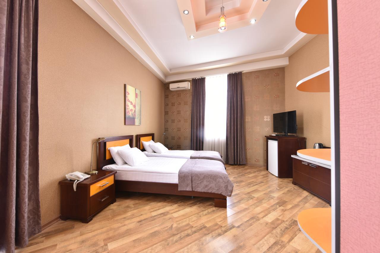 Irmeni Hotel Tbilisi Exterior foto